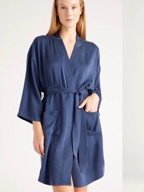 Quince 100% Mulberry Silk Washable Robe One Size NWT